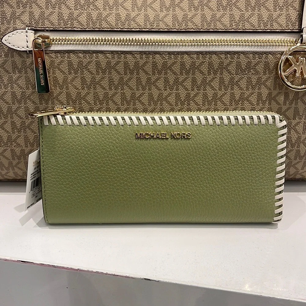 Michael Kors Jet Set Travel Large Pebble Leather Quarter-Zip Wallet NWT